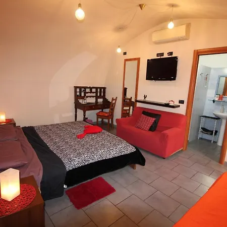 Due Passi Dal Mare Bed & Breakfast