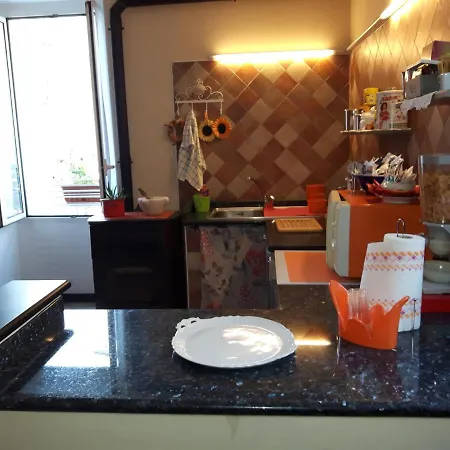 Oda ve Kahvaltı Due Passi Dal Mare *